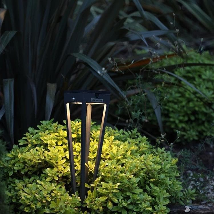 Borne solaire extérieure Métro Aluminium Corten H.90 cm | Les Jardins