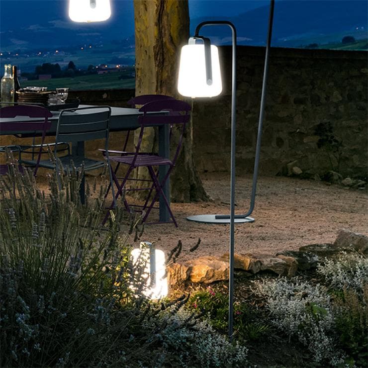 Lampe nomade LED d'extérieur avec pied à planter H159cm BALAD Carbone