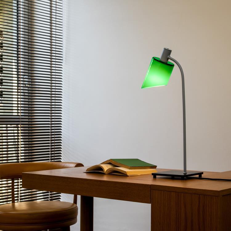 Lampe à poser Acier/Verre H51cm LAMPE DE BUREAU Vert