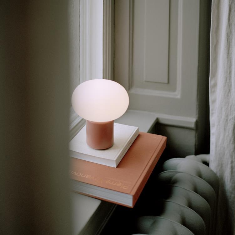 Lampe à poser sans fil d'extérieur H18cm KARL JOHAN terracotta