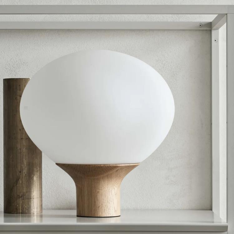 Lampe à poser chêne et verre opalin Ø32cm ACORN Blanc