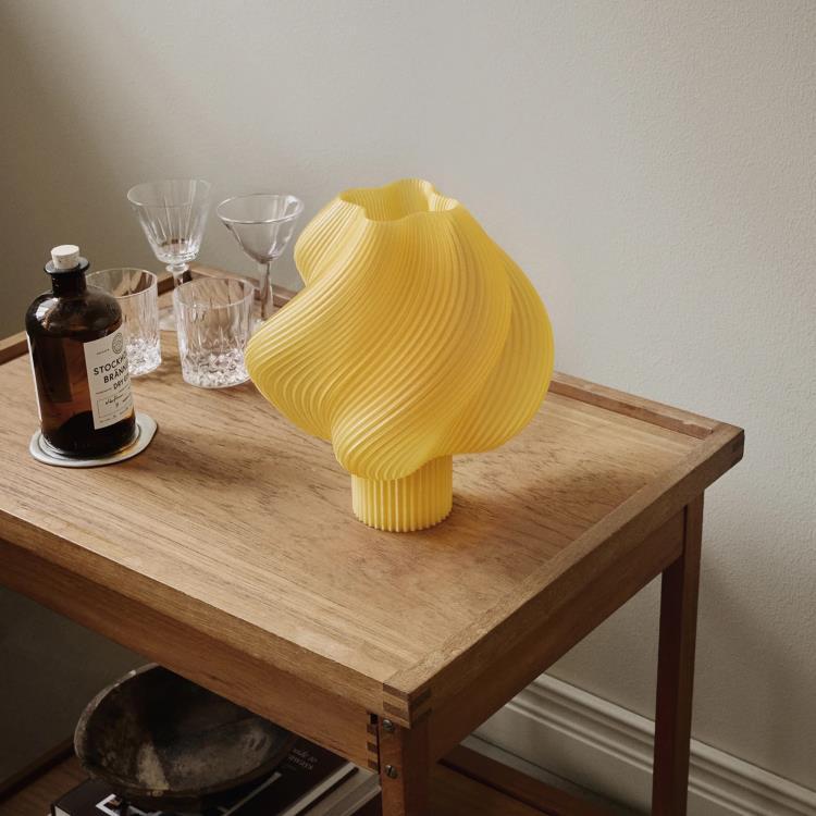 Lampe à poser plastique recyclé H26cm SOFT SERVE REGULAR Sorbet Limoncello