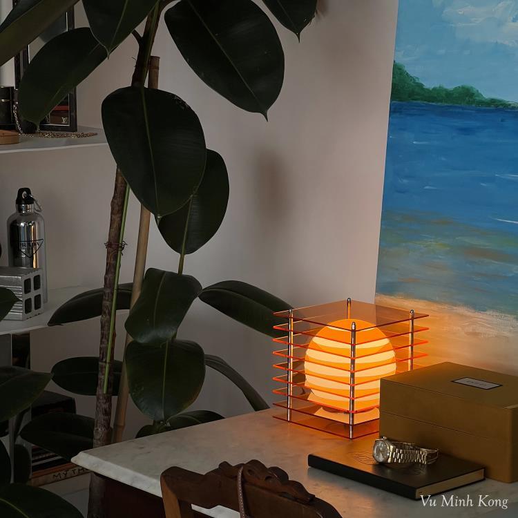 Lampe à poser LED Acrylique H18cm LOP SMALL SQUARE Orange