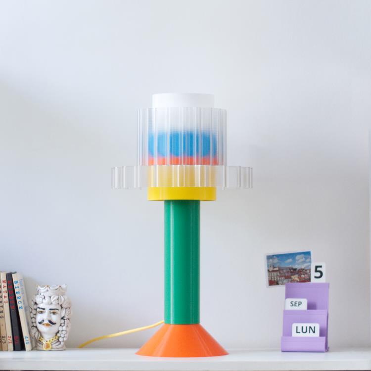Lampe à poser matériaux recyclés H51cm GIGI Câble jaune / Vert / Jaune / Orange / Bleu / Blanc