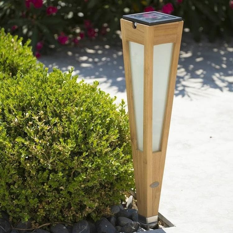 Torche d'extérieur LED à planter rechargeable & solaire Bois H62cm TINKA TECKA teck naturel